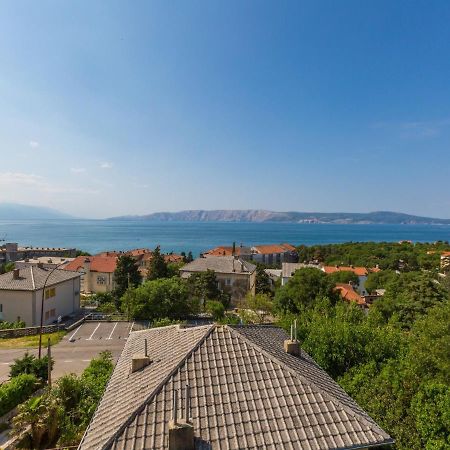 Apartments Lavarin Novi Vinodolski Extérieur photo