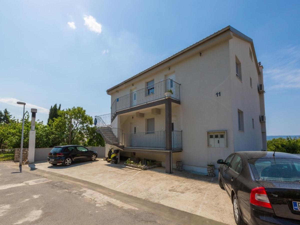 Apartments Lavarin Novi Vinodolski Extérieur photo