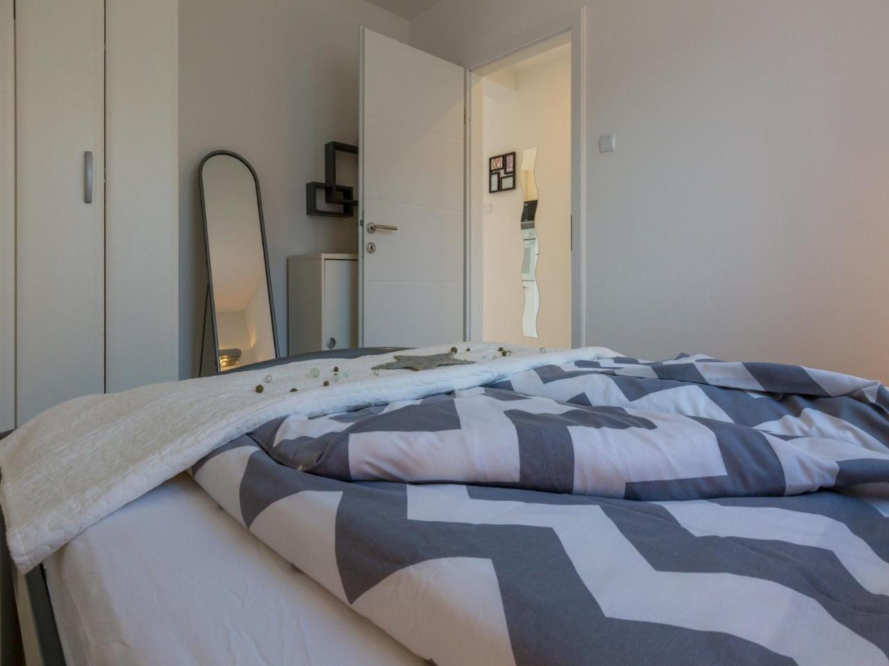 Apartments Lavarin Novi Vinodolski Extérieur photo