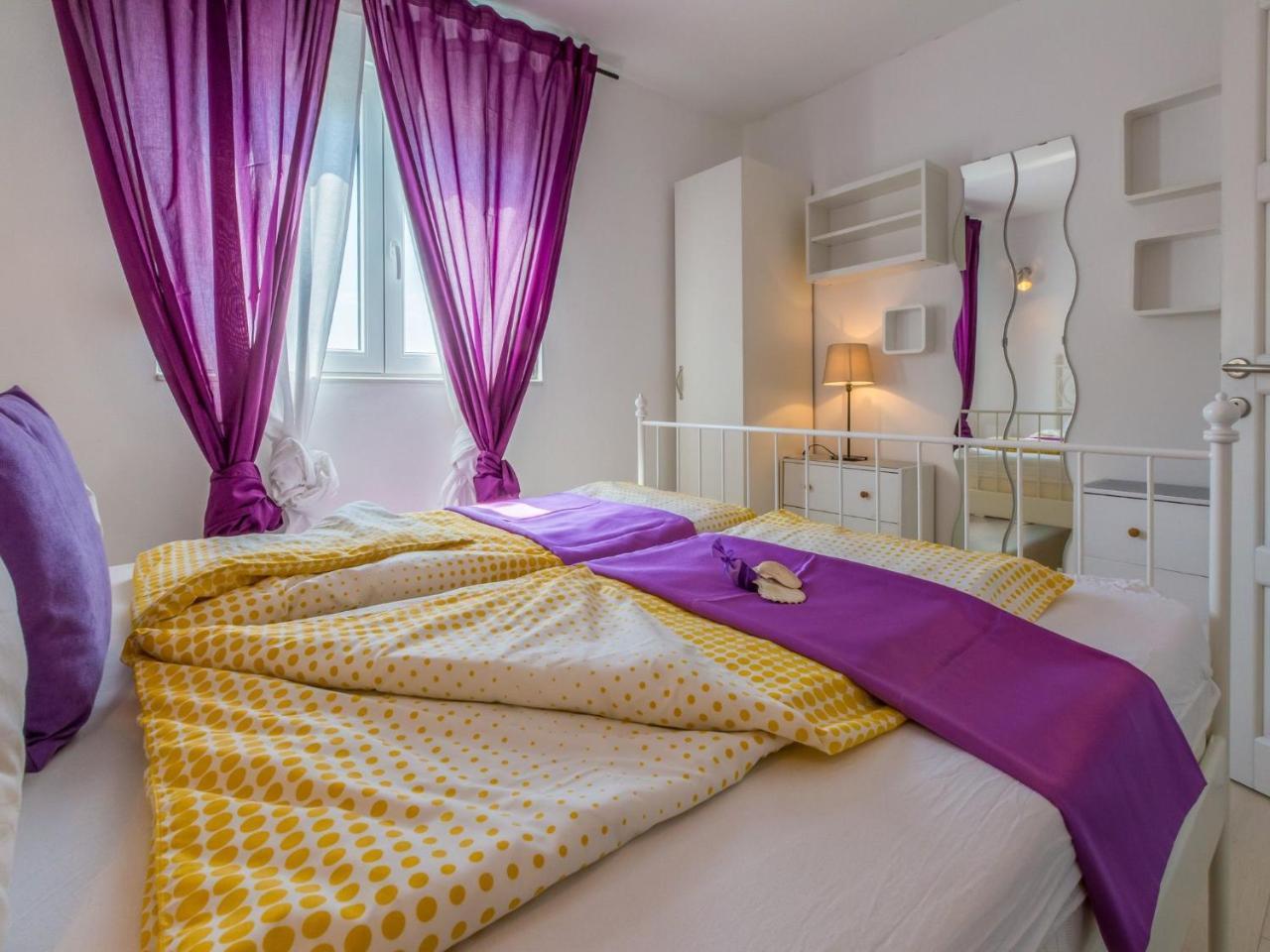 Apartments Lavarin Novi Vinodolski Extérieur photo